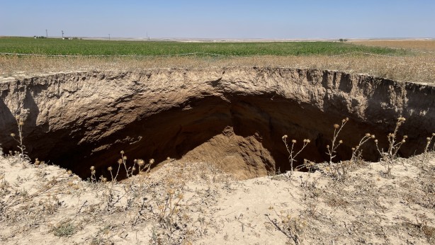Foto - Son yıllarda sayısı orada artıyor, dev obruklar ortada kaldı: Flaş gelişme! Prof. Dr. Fetullah Arık az önce tüm Türkiye'ye duyurdu