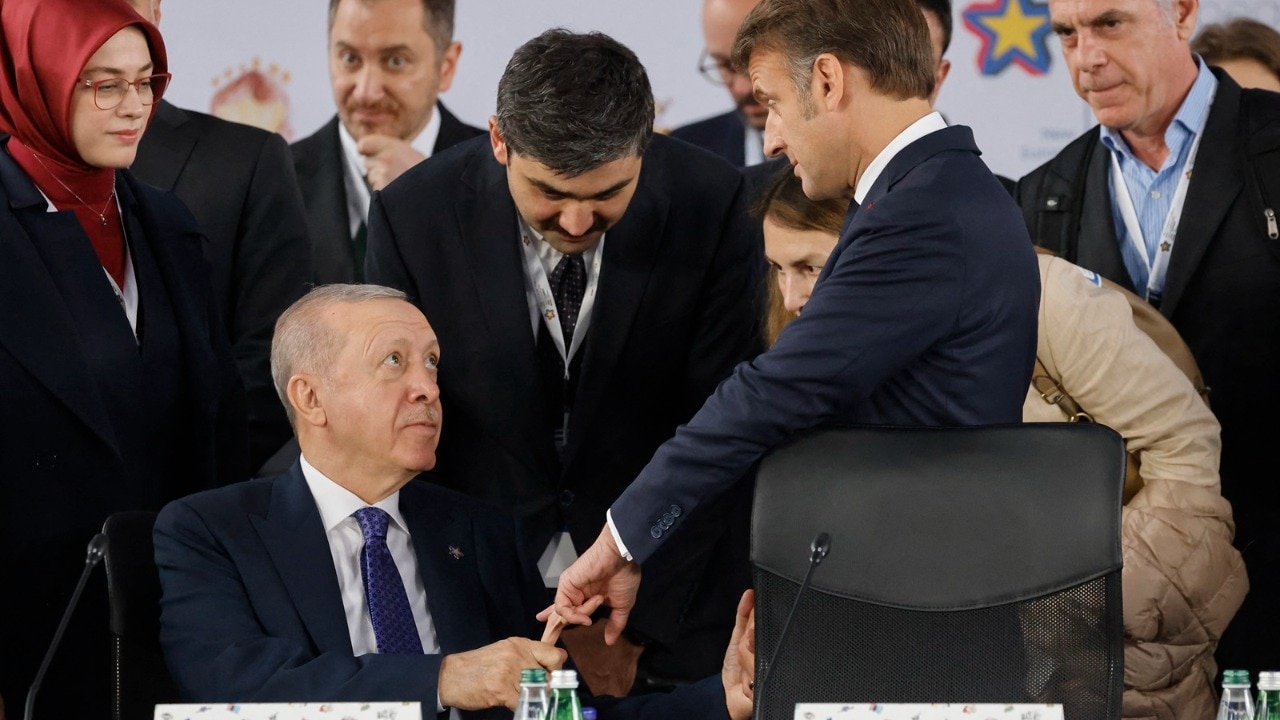 Son yıllarda Türkiye’ye sürekli efelenen Fransa’dan şaşırtan karar: Bu defa oldu işte