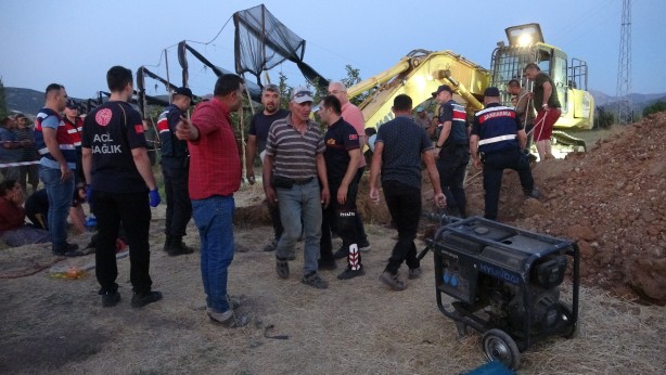 Foto - Sondaj kuyusuna düşen çocuk saatler sonra kurtarıldı