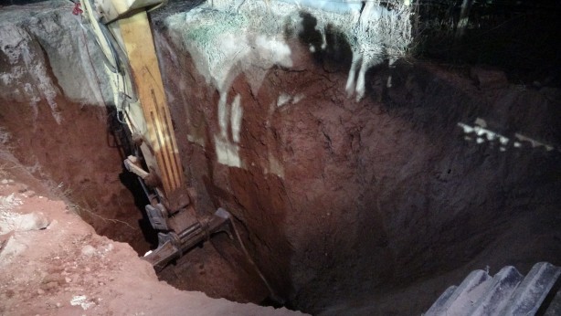 Foto - Sondaj kuyusuna düşen çocuk saatler sonra kurtarıldı