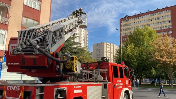 Söndürmeyi unuttuğu sigara yangın çıkardı! Az kalsın canından oluyordu