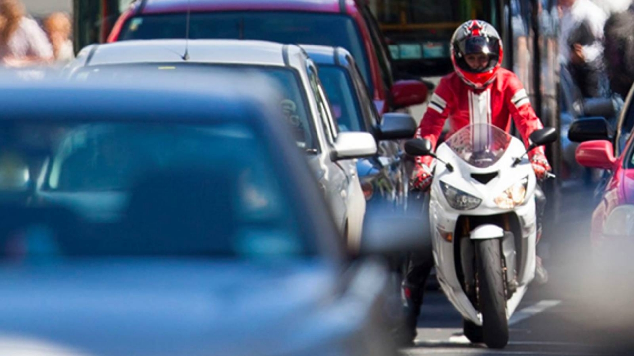 Sonra "Vay ben duymadım" demeyin! Motosikleti olan milyonları ilgilendiriyor: Artık zorunlu olacak