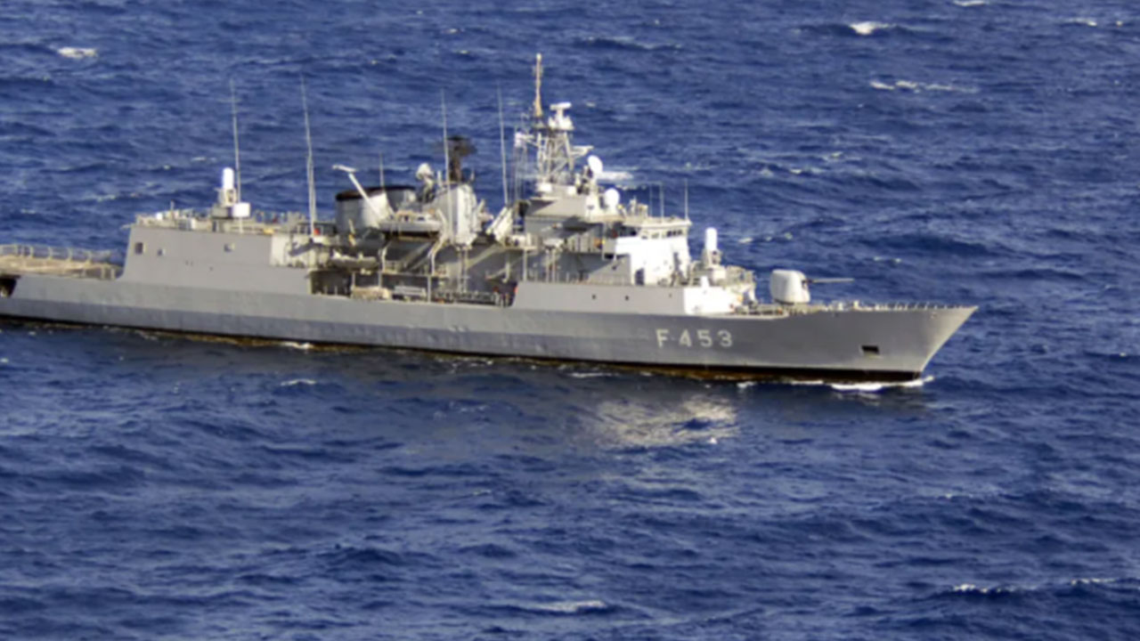 Foto - Sonunda bu da oldu! 'Türkiye'nin tepkisinden çekindikleri için savaş gemisi satışına itiraz etmeye başladılar'