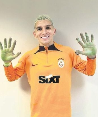 Foto - Sonunda bunu da gördük ya bu bize yeter! Dünya Olimpiyat stadını konuşuyor...