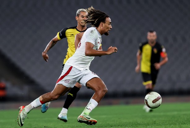 Foto - Sonunda bunu da gördük ya bu bize yeter! Dünya Olimpiyat stadını konuşuyor...