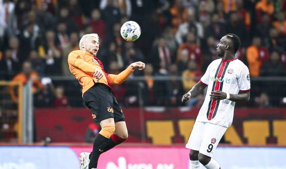 Foto - Sonunda bunu da yaptılar... Mbaye Diagne gerçeği ortaya çıktı!
