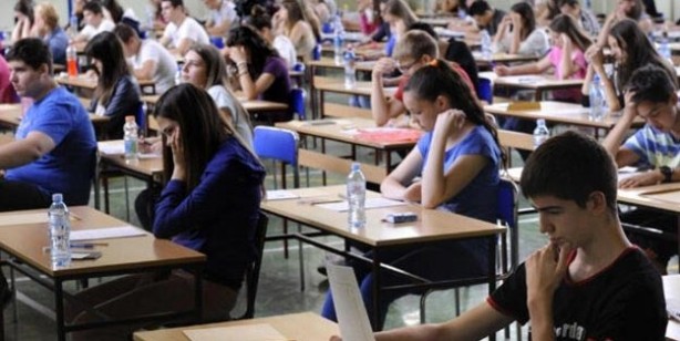 Foto - Sorumlu geçilen derslerin sınavları ne zaman yapılacak? Lisede sınıf geçme nasıl olacak?