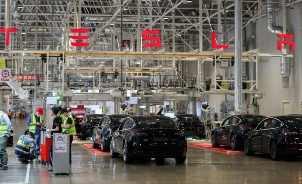 Sorun çok büyük! Tesla 2 milyondan fazla aracını geri çağırıyor!