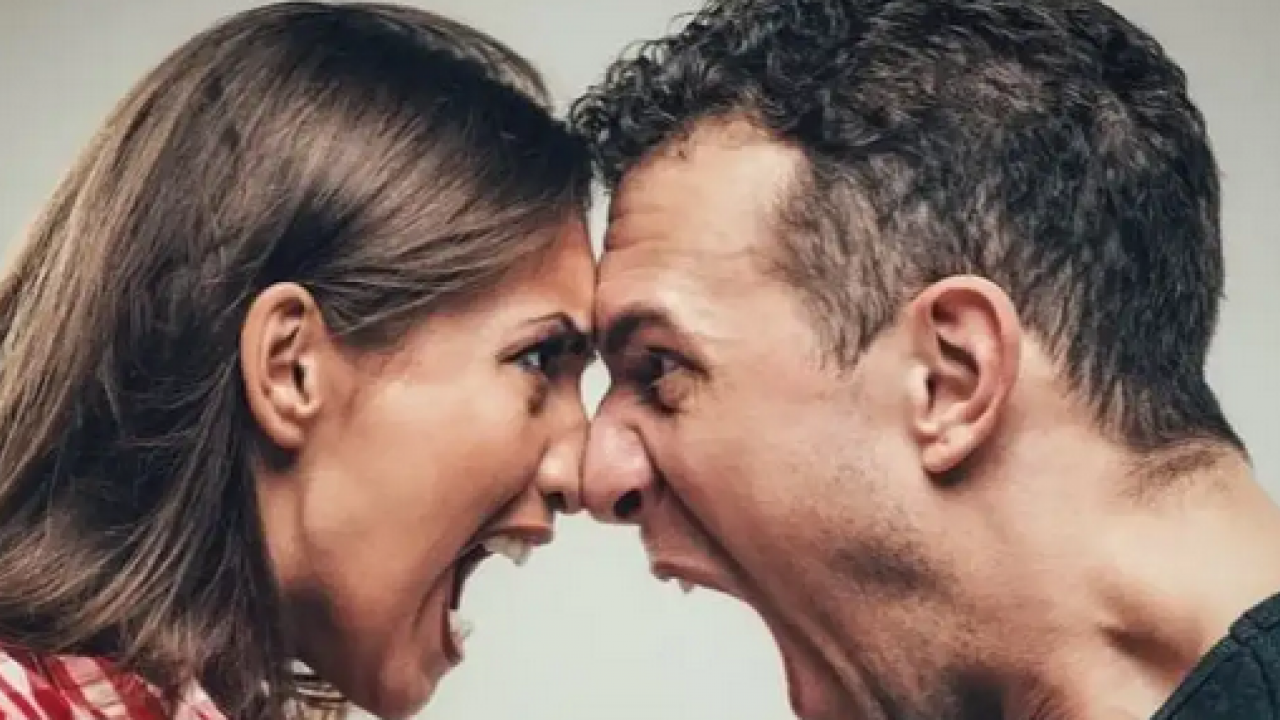 Foto - Sosyal medya insanları öfkelendiriyor mu? Buna dikkat edin: Bu yanlışa düşenlerin başı yanıyor