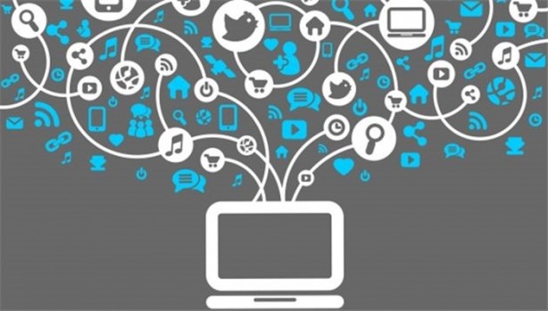 Foto - Sosyal medya kullanırken mutlaka bunlara dikkat edin!