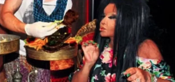 Foto - Sosyal medya şaklabanlarının derdi büyük! "Bülent Ersoy ile et için sarılıp ağlaştık"