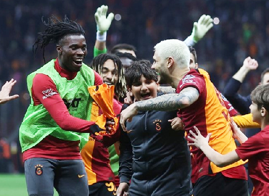 Foto - Sosyal medya sallandı... Beşiktaş'ın eski yıldızı Aslan oluyor!