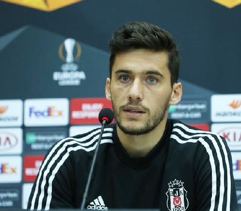 Foto - Sosyal medya sallandı... Beşiktaş'ın eski yıldızı Aslan oluyor!