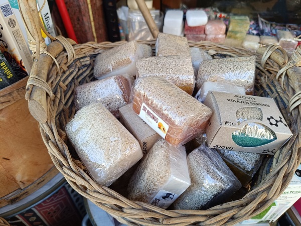 Foto - Sosyal medya satışları arttırdı