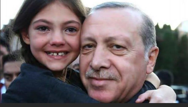 Foto - Sosyal medya yıkıldı! Gecenin Erdoğan fotoğrafı