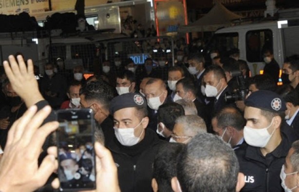 Foto - Sosyal medyada Cumhurbaşkanı Erdoğan'a #BizimİçinEvdeKalReis çağrısı