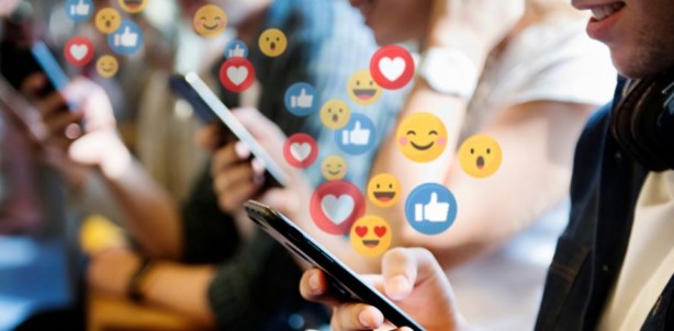 Foto - Sosyal medyada ne kadar vakit geçiriyoruz? Dünyayı solladık