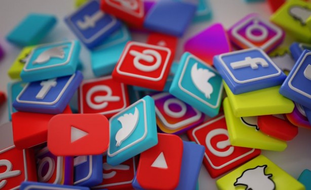 Foto - Sosyal medyada ne kadar vakit geçiriyoruz? Dünyayı solladık