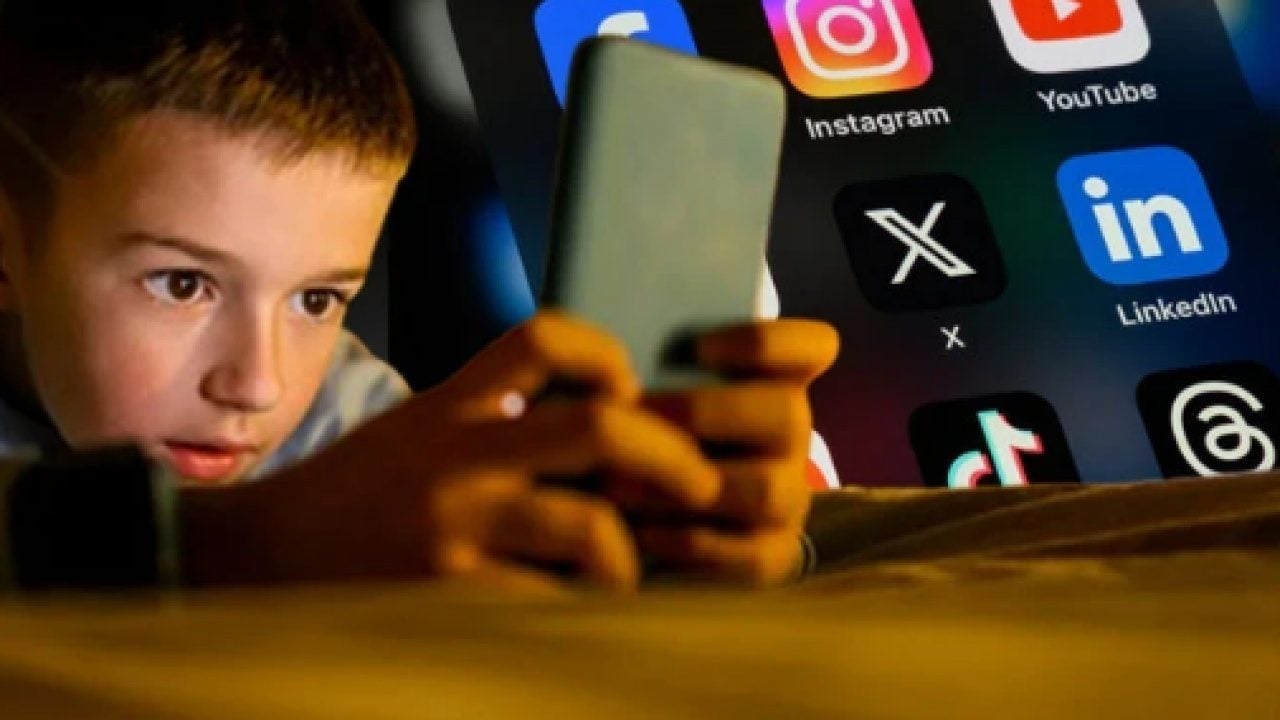 Foto - Sosyal medyada yeni dönem! 15 yaşından küçüklere kapı kapanıyor