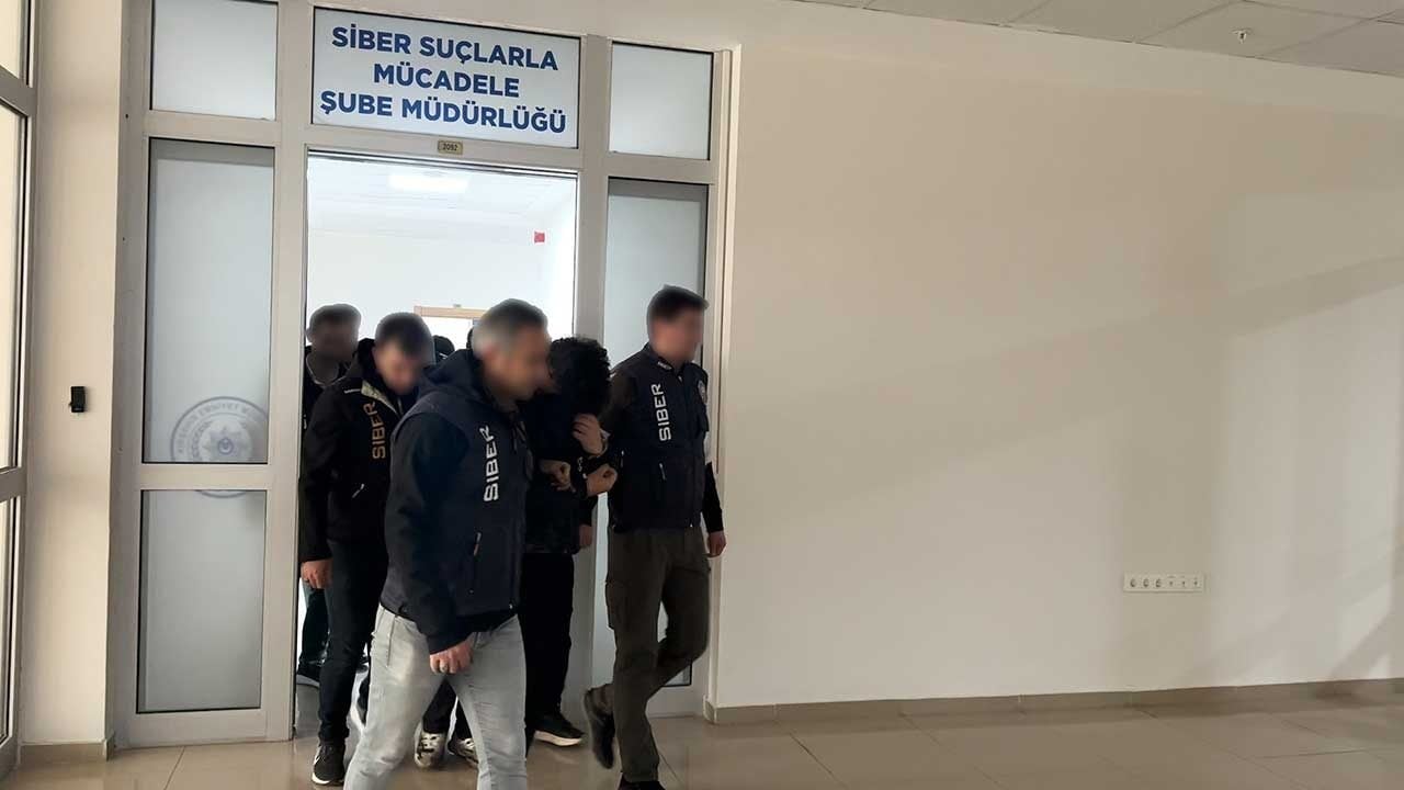 Foto - Sosyal medyadaki yatırım tuzağından dev vurgun çıktı! 500 bin TL’lik şikayet 1.3 milyarlık çeteyi çökertti!