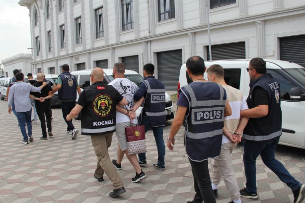 Foto - Sosyal medyadan provokatif paylaşıma 8 gözaltı