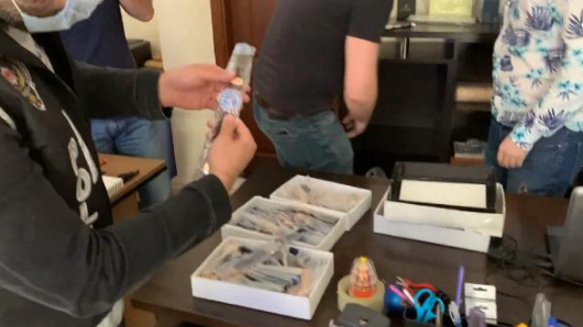 Foto - Sosyete Panikte! 1 milyon euroluk kaçak kol saati… Kuyumcu ve saat mağazalarında denetim