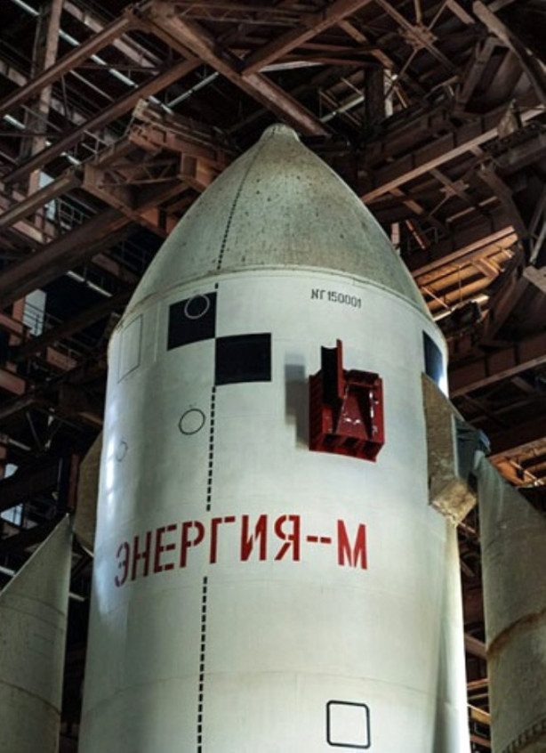 Foto - Sovyetler Birliği'nden kalma uzay aracı çürümeye terk edildi
