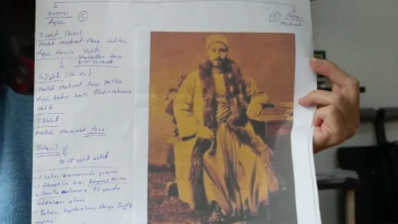 Foto - Soy ağacını araştırınca şaşkına döndü: ‘Çeşme ilçesinin yarıdan fazlası bizim verin’