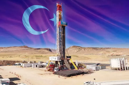 Foto - Sözcü Tv'de ilginç anlar: Palavra değilmiş, gidip gördüm! Türkiye petrolü bulmuş