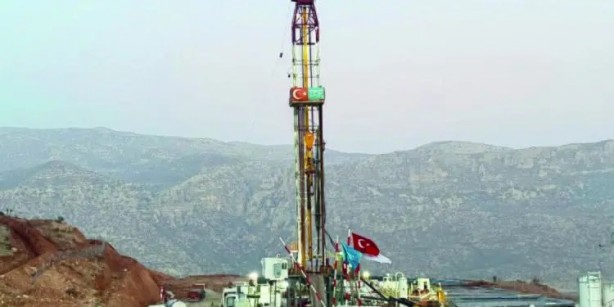 Foto - Sözcü Tv'de ilginç anlar: Palavra değilmiş, gidip gördüm! Türkiye petrolü bulmuş