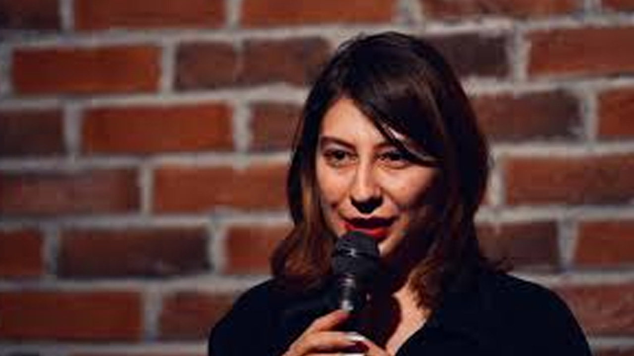 Foto - Sözde Komedyenden büyük skandal: Kadın terörist görmek gururlandırıyor