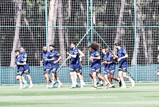 Foto - Sözleşme hayırlı olsun… Bu detay bilinmiyordu: Fenerbahçe bombayı patlattı!