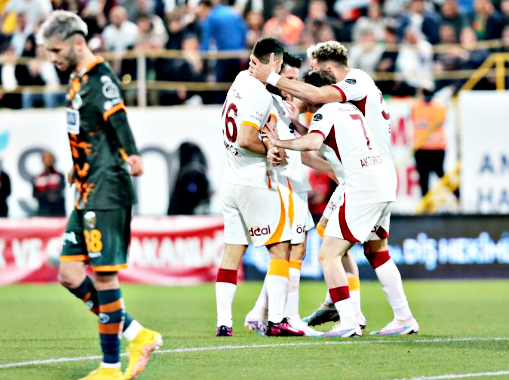 Foto - Sözleşme sonrası ilk mesaj! Müjde her an gelebilir... Sanchez'in Galatasaray'a gelme şartı belli oldu!