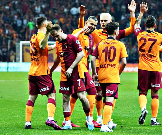 Sözleşme sonrası ilk mesaj! Müjde her an gelebilir... Sanchez'in Galatasaray'a gelme şartı belli oldu!