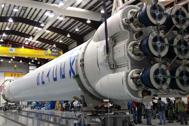 Foto - SpaceX'in Falcon 9 roketine nazar değdi! Motor arızası yaşadı