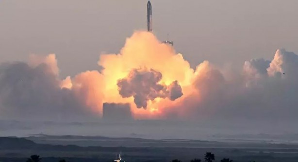SpaceX'in Starship roketi '2,5 dakika' dayanabildi