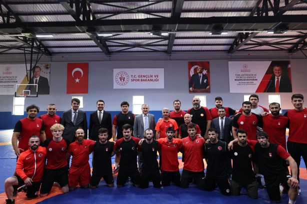 Foto - Spor Bakanı Osman Aşkın Bak, Minderin Aslanlarını ziyaret etti...