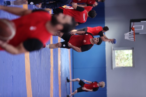 Foto - Spor Bakanı Osman Aşkın Bak, Minderin Aslanlarını ziyaret etti...