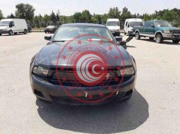 Foto - Spor otomobil de var otobüs de! Çok ucuza satılıyorlar