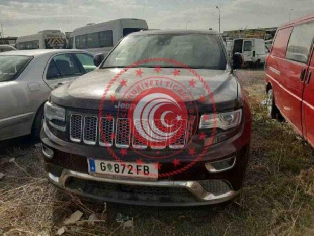 Foto - Spor otomobil de var otobüs de! Çok ucuza satılıyorlar