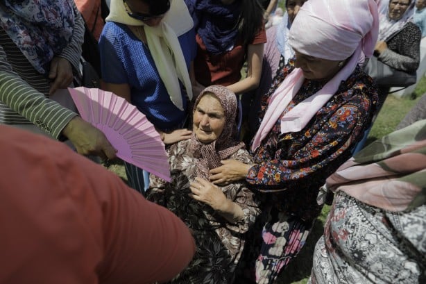 Foto - Srebrenitsa katliamında şehit olan 33 kişi daha toprağa verildi