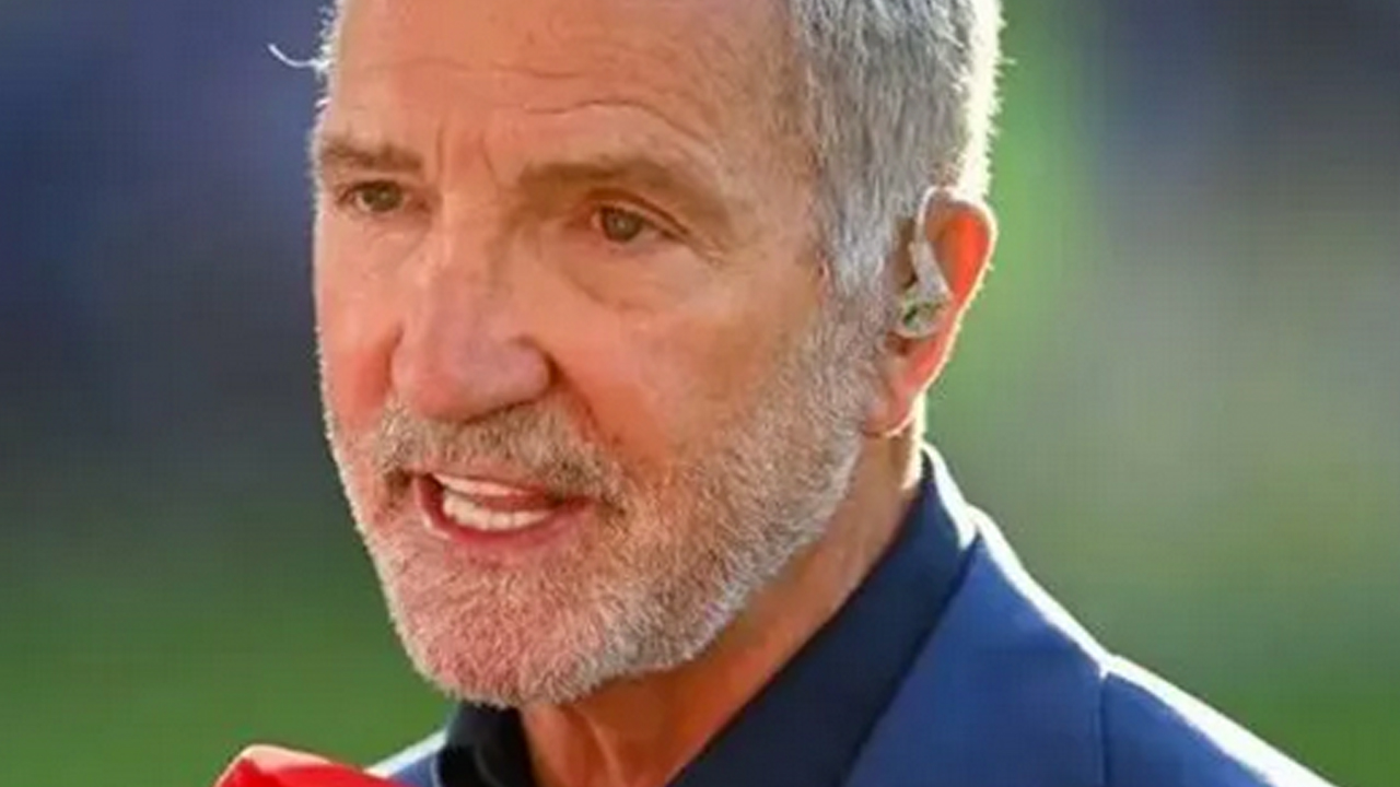 Foto - Stadın ortasına bayrak diken Galatasaray'ın efsanesinden sürpriz Fenerbahçe itirafı