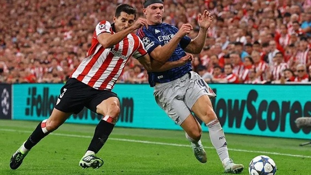 Foto - Stadyumda gergin anlar! Real Madrid-Marsilya maçında Filistin bayrağına engel