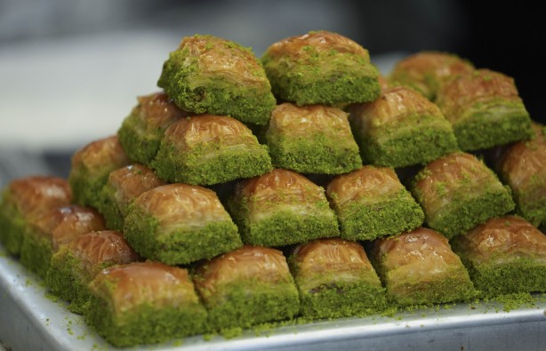 Standartta değişikliğe gidildi! Türk baklavasının şekeri düştü!