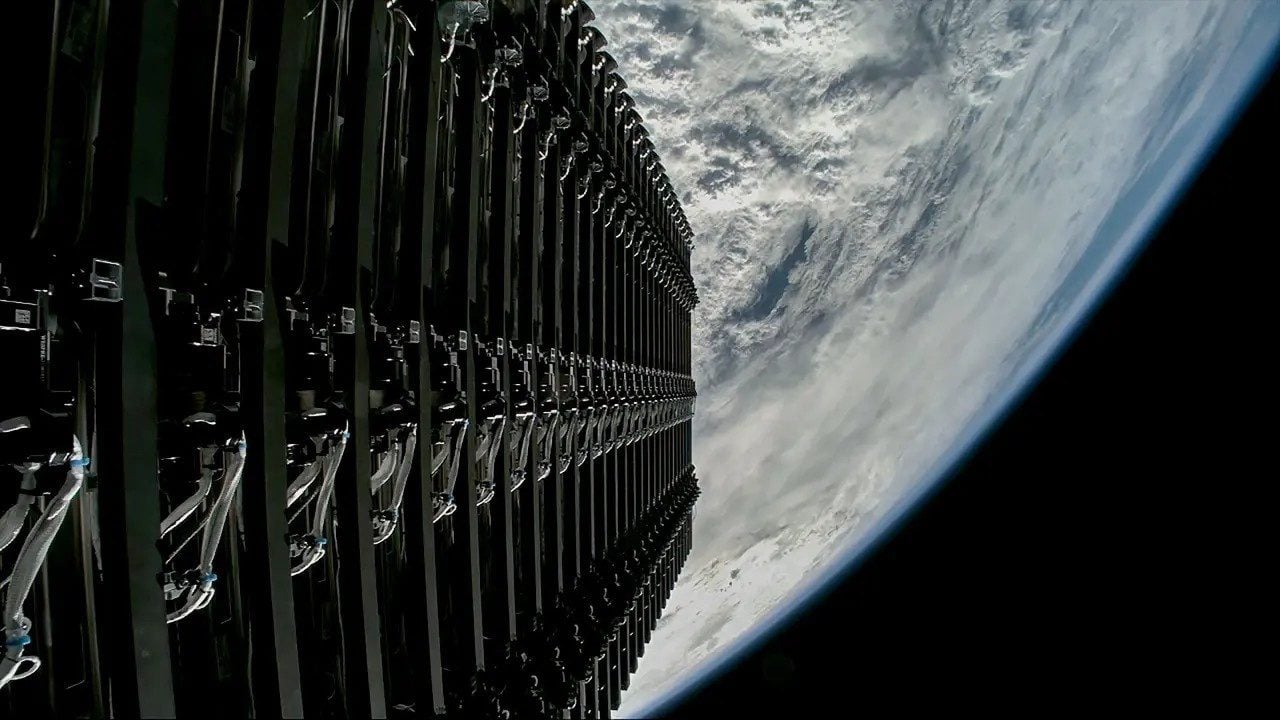 Starlink’ten mobil operatör hamlesi: Uydu bağlantısı karasal ağla birleşecek
