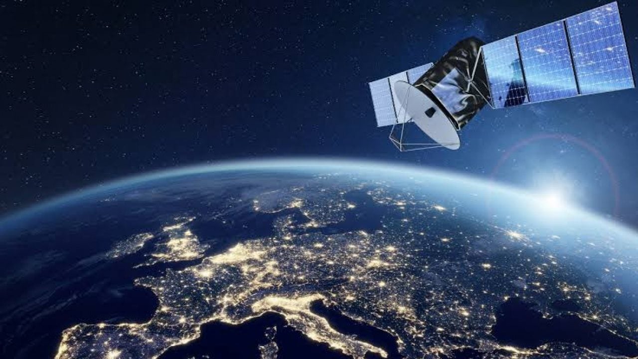 Foto - Starlink’ten mobil operatör hamlesi: Uydu bağlantısı karasal ağla birleşecek