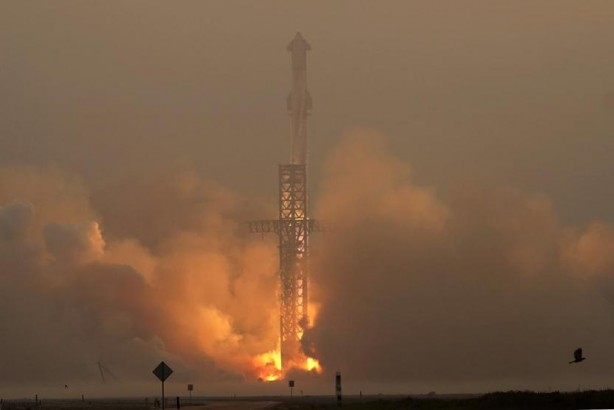 Foto - Starship dördüncü test uçuşunu başarıyla tamamladı