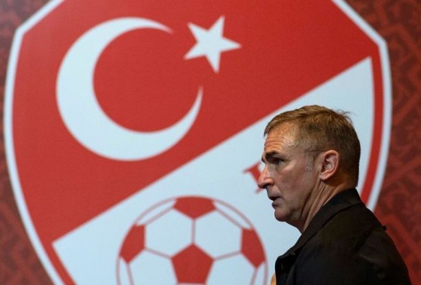 Foto - Stefan Kuntz'dan geleceği için flaş açıklama!