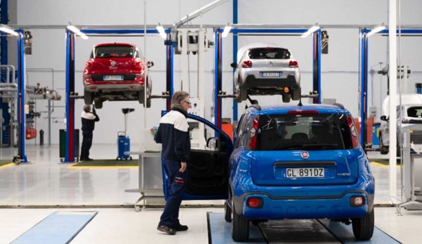 Foto - Stellantis kâr getirmeyen markaları kapatacak