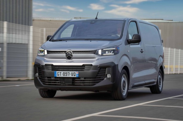 Foto - Stellantis’in ilk çeyrek gelirlerinin üçte biri Stellantis Pro One’dan geldi! 